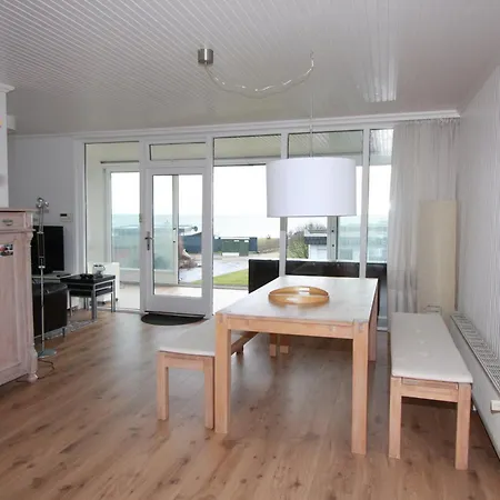 Am Ostseestrand Großenbrode